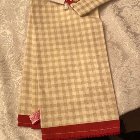 Set of kitchen towels one has Valentine’s Day Dachshund - Picture 6 of 6